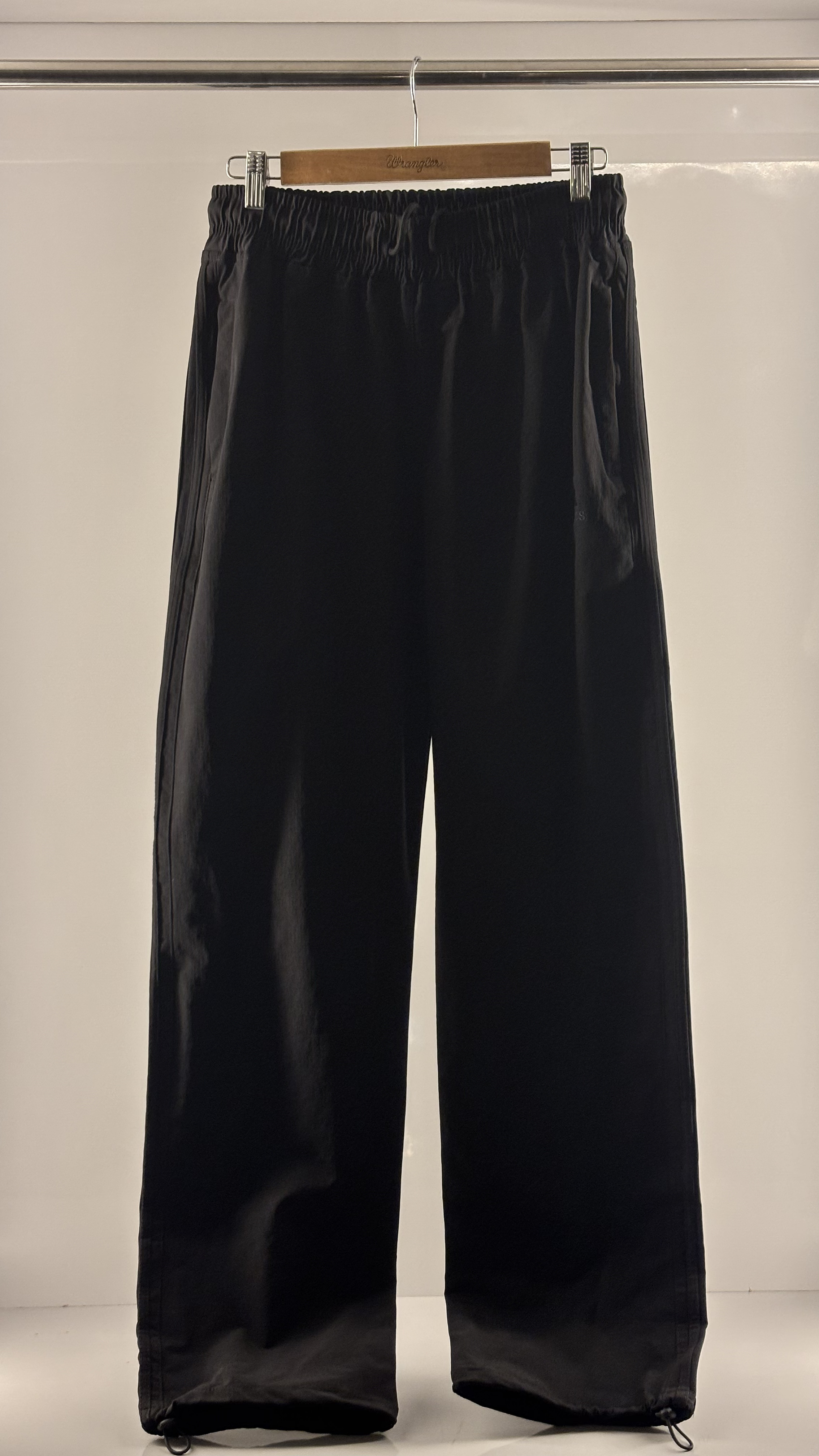 ADDIDAS BLACK TRACKPANT 
